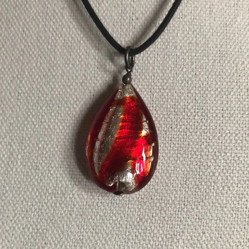 Murano Glass Red & Silver Teardrop Pendant - Picture 6 of 11